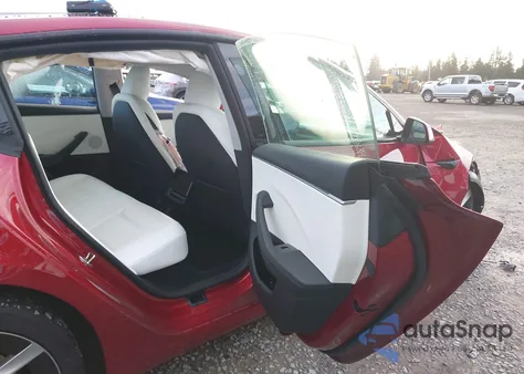 2024 Tesla Model 3 Long Range Dual Motor All-Wheel Drive/Rear-Wheel Drive from USA, damaged, VIN 5YJ3E1EA9RF801868